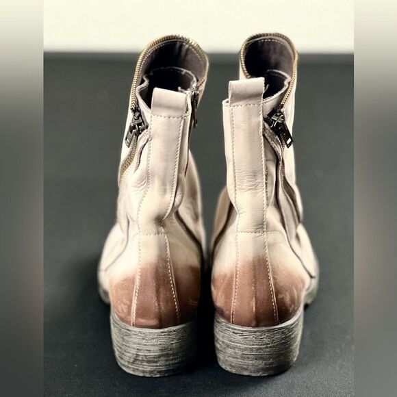 💥Sundance, Size 7.5, Moto Gray Boots - Picture 4 of 15